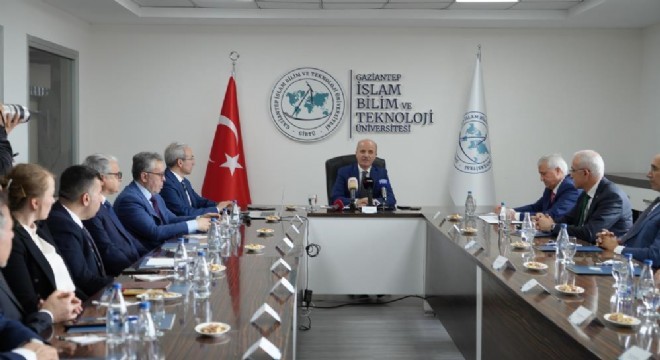 'Türkiye yüksek öğrenimde bir cazibe merkezi'