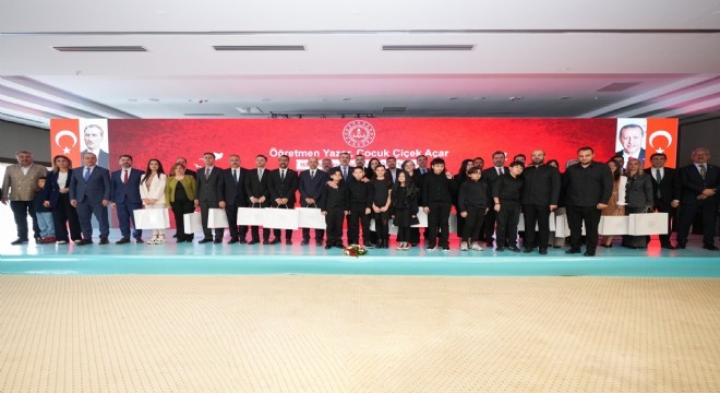 'Öğretmen, Yazar; Çocuk Çiçek Açar'