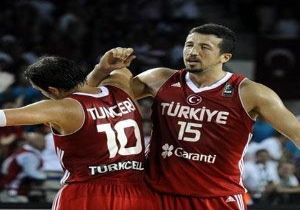 Hakemlere rağmen Yunanistan'ı devirdik