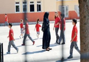 Erzurum'dan gitti Velilerin Tepkisini Çekti