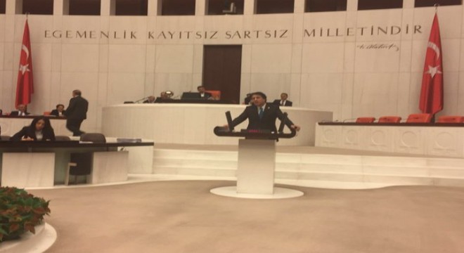 Aydemir: 'İstiklal Marşı milli ufkumuz'