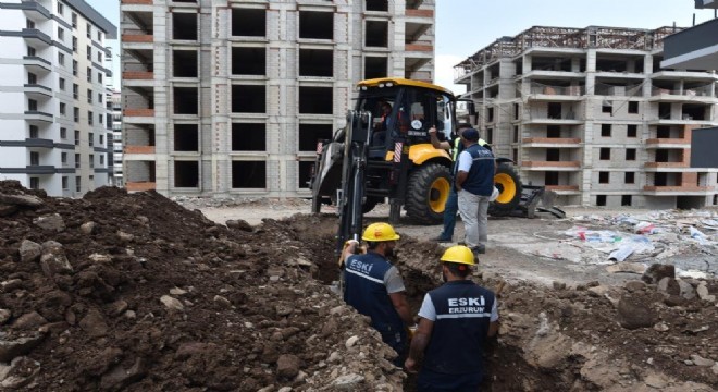 ESKİ altyapıyı yeniliyor