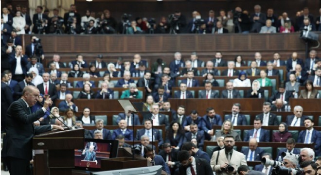 Erdoğan: 'Milletimize hizmet etmek için koşturuyoruz'