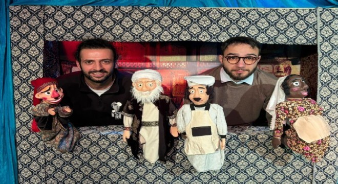 Erzurum'da Kukla Sanatını yaşatıyor