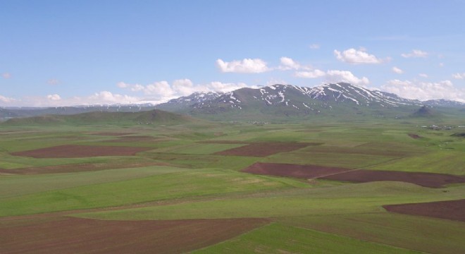 Erzurum'da arazi toplulaştırma çalışmaları devam ediyor