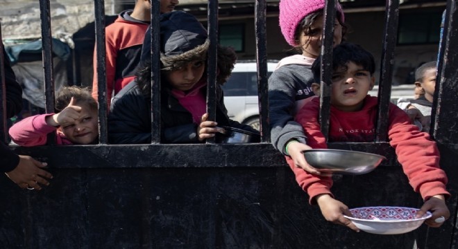 Gazze'de 5 sivil daha açlıktan hayatını kaybetti