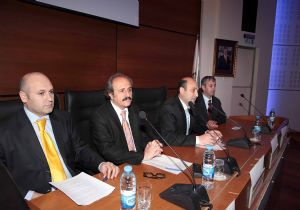 A.Ü.'de Türk Dili Zirvesi