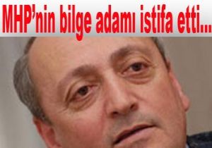 MHP'yi sarsan istifa