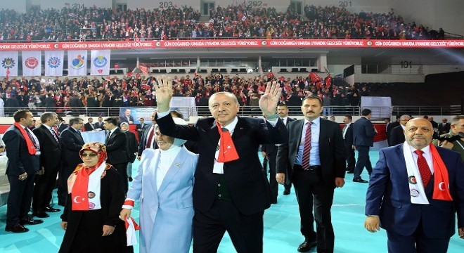 ‘Annelerimiz dünyanın en fedakar anneleridir'